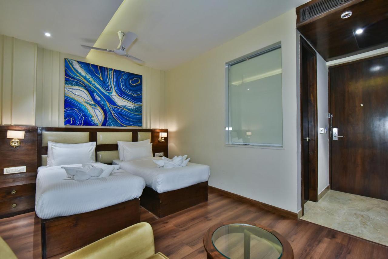 Hotel Br Grand With Nimo Club Amritsar -5 Mint From Golden Temple Bagian luar foto
