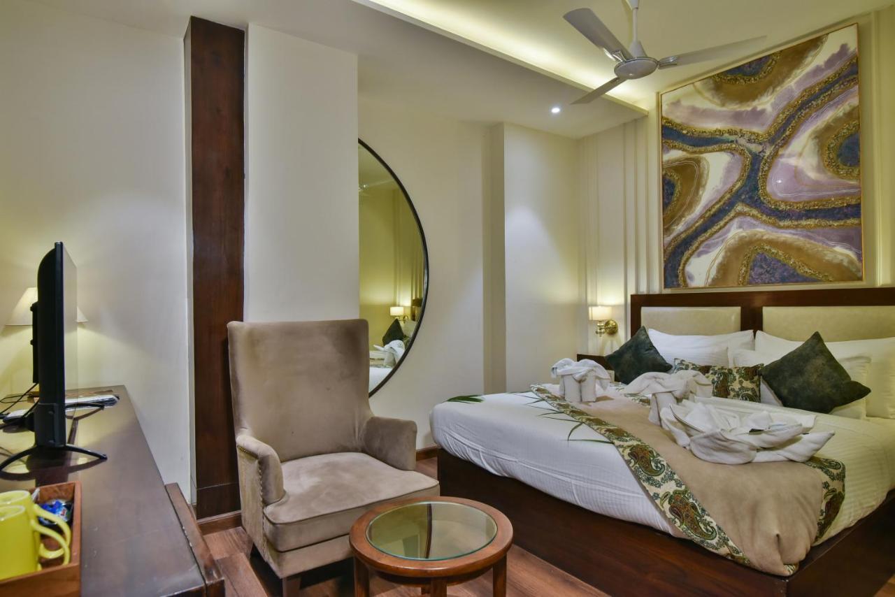 Hotel Br Grand With Nimo Club Amritsar -5 Mint From Golden Temple Bagian luar foto