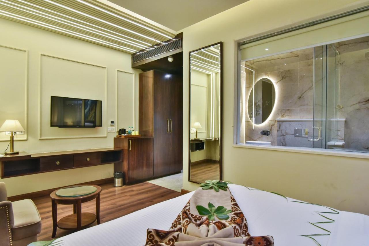 Hotel Br Grand With Nimo Club Amritsar -5 Mint From Golden Temple Bagian luar foto
