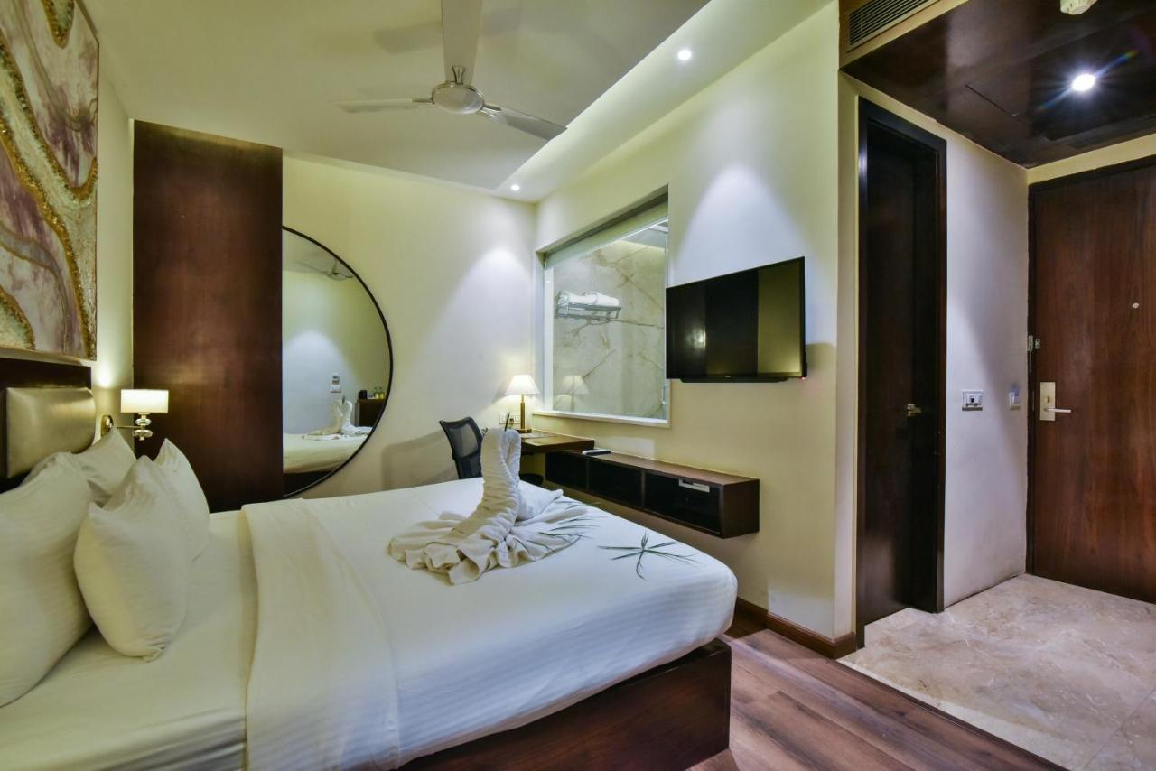 Hotel Br Grand With Nimo Club Amritsar -5 Mint From Golden Temple Bagian luar foto