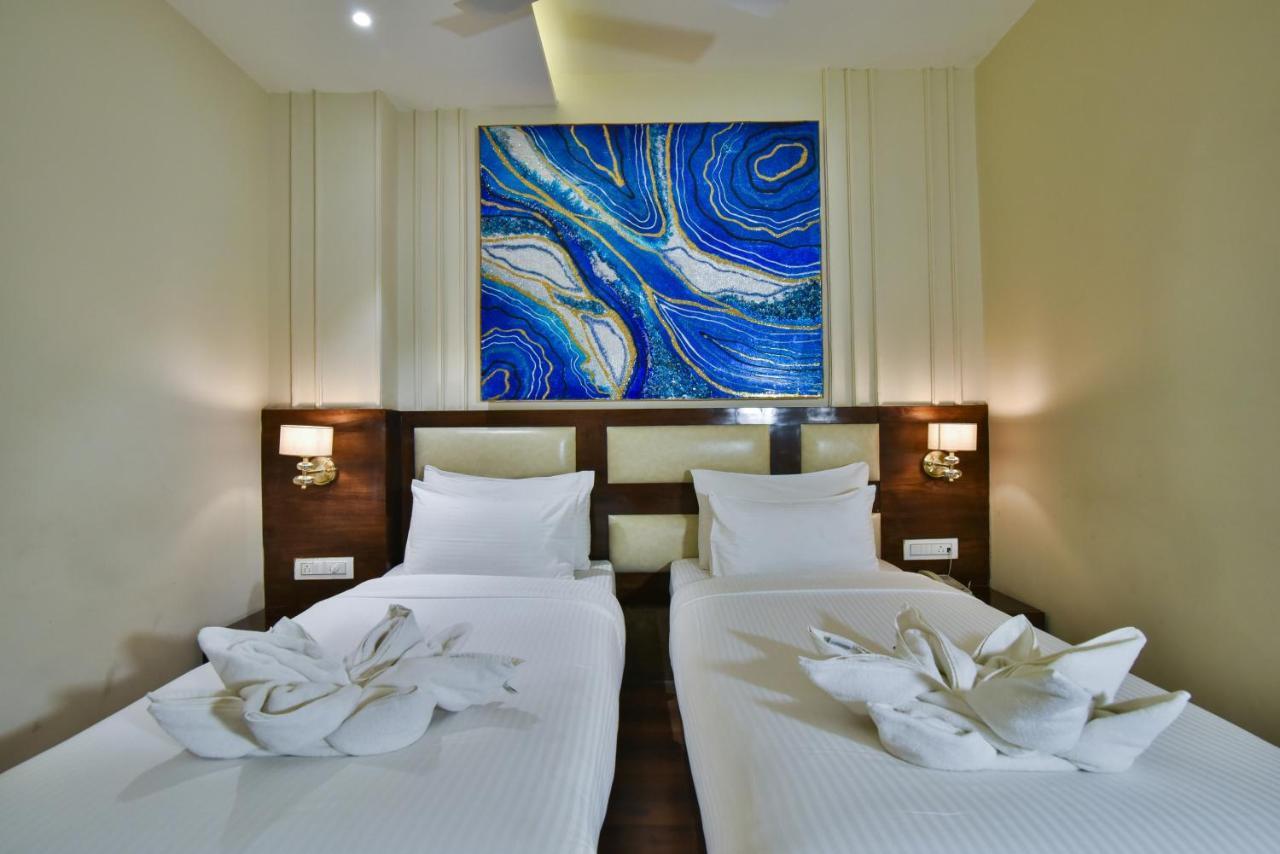Hotel Br Grand With Nimo Club Amritsar -5 Mint From Golden Temple Bagian luar foto
